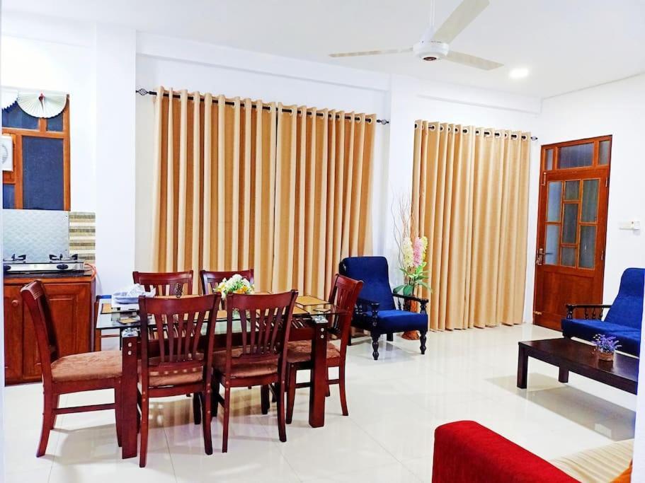 Saru Holiday Apartment - Upto 6 Guests Kandy Exterior photo